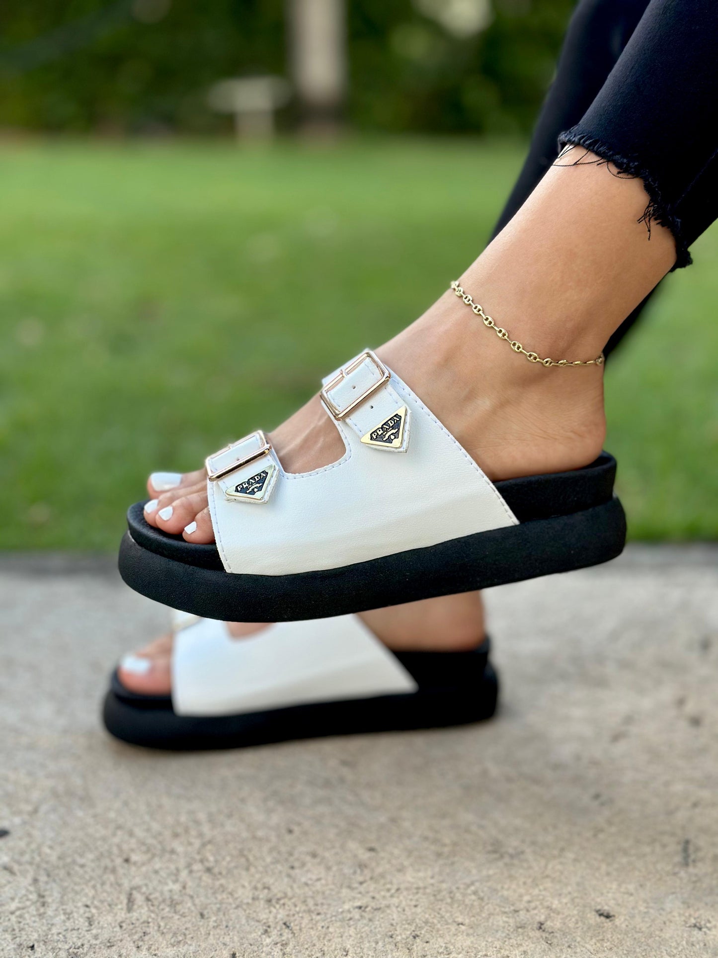 SANDALIA PRADA