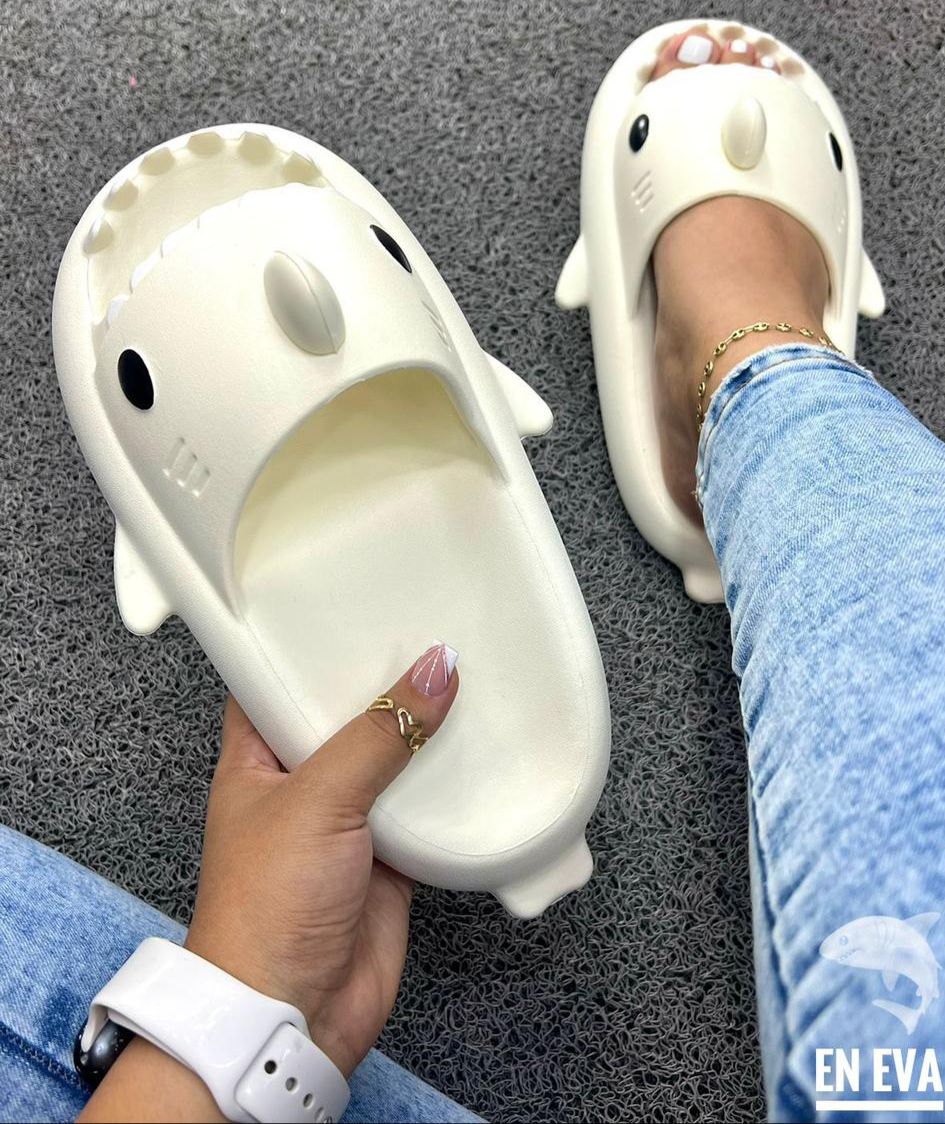 Pantuflas Sharkys Dama Cómodas De Moda