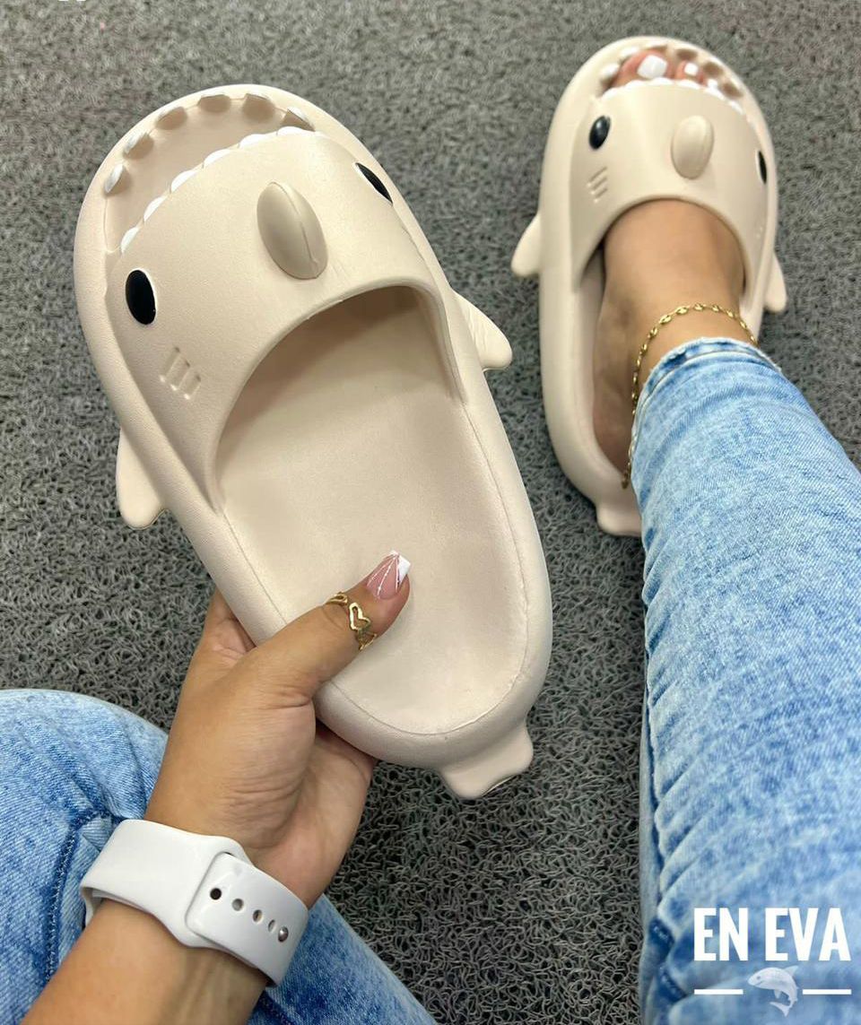 Pantuflas Sharkys Dama Cómodas De Moda