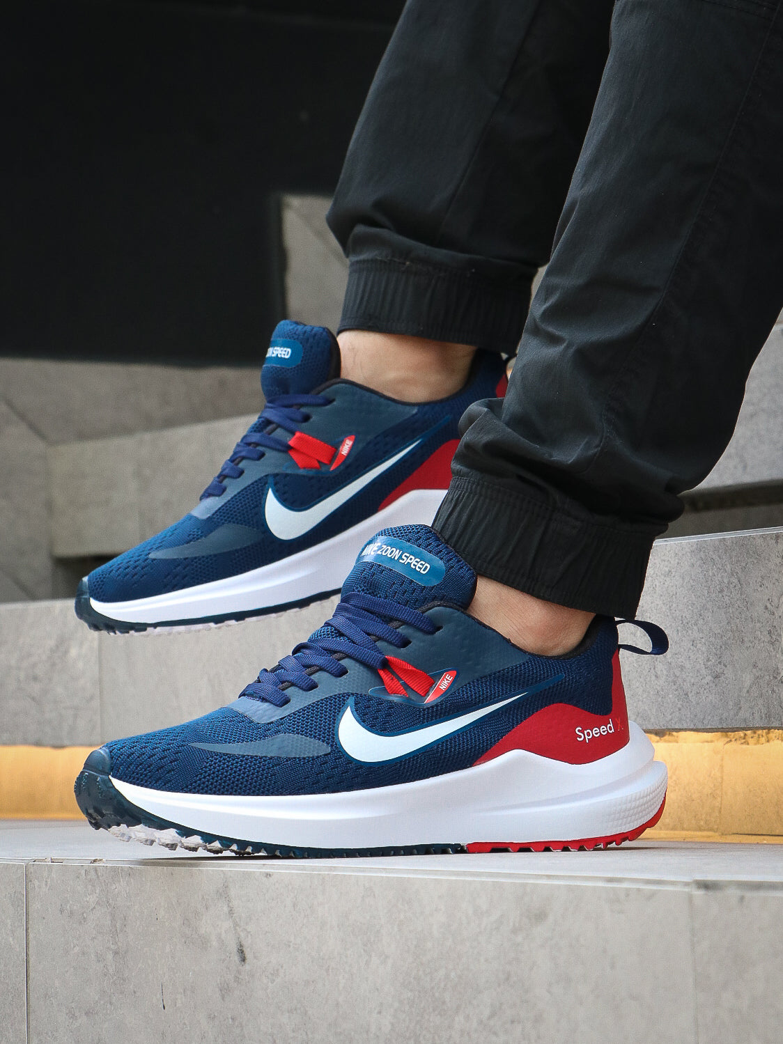 NIKE SPEED 713
