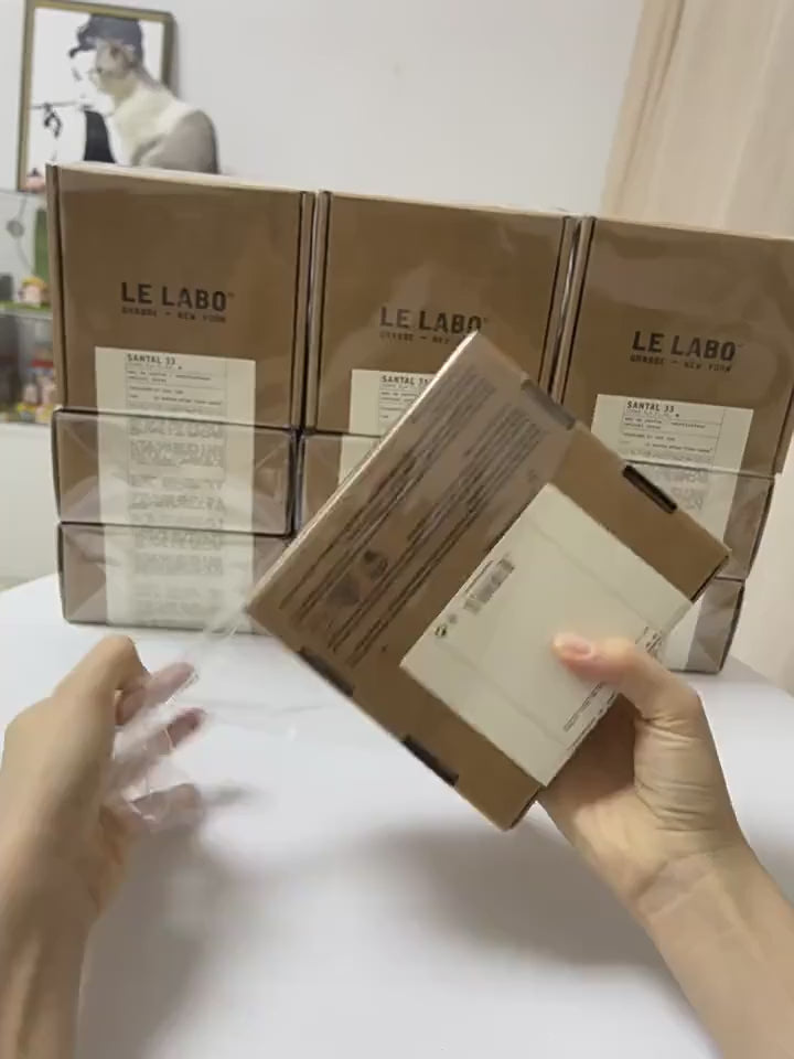 2 UNIDADES DE SANTAL 33 + 1 PERFUMERO