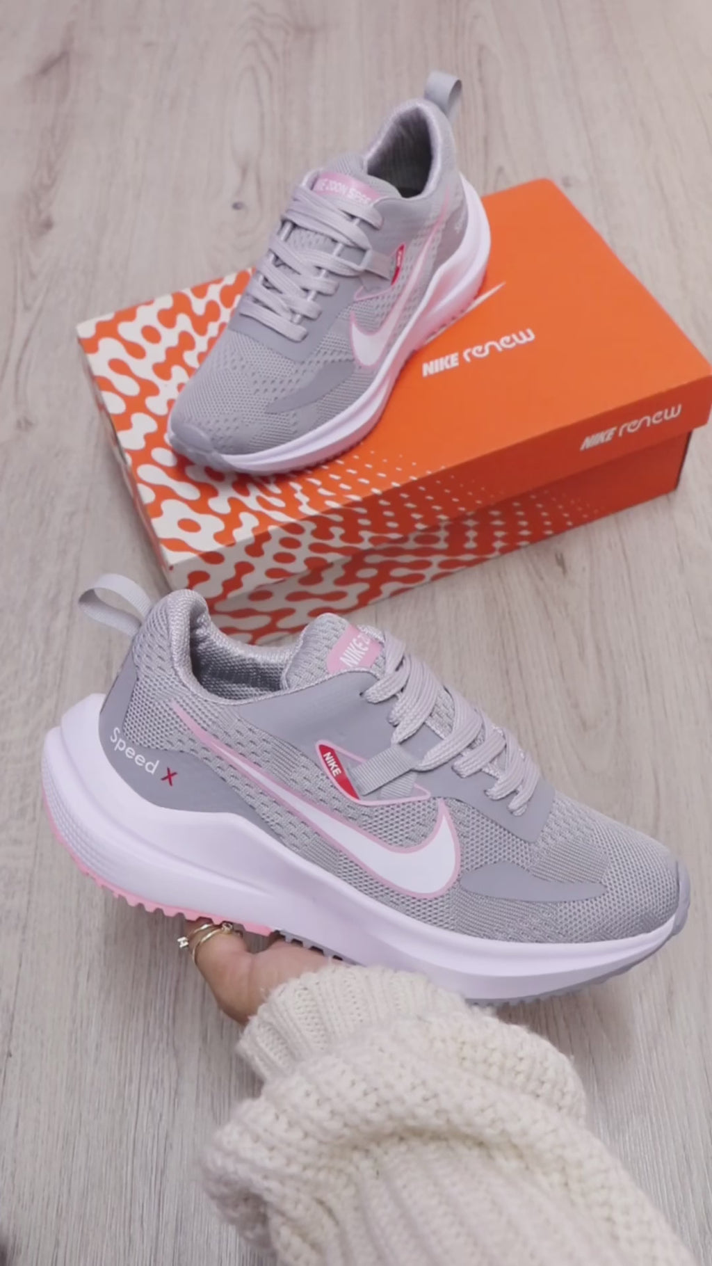 NIKE SPEED 713
